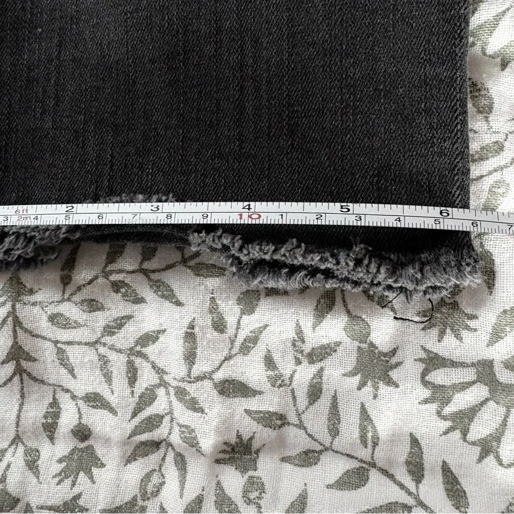 Democracy size 6 Grey High Rise Straight Leg Cropped Black Jeans Tiny Rinestones - Picture 7 of 12
